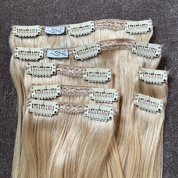 #24 -18” Beyond the Beauty 100% human hair - clip extensions - Picture 7 of 10